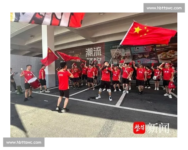 苏超赛场现 散装家庭：父母为连云港助威，子女为苏州呐喊